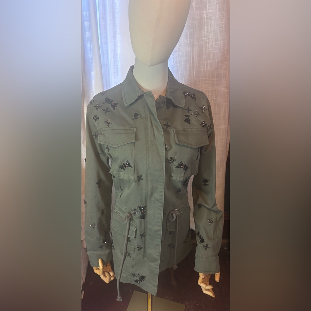 Scripted Embellished Green Jacket - Picture 4 of 10